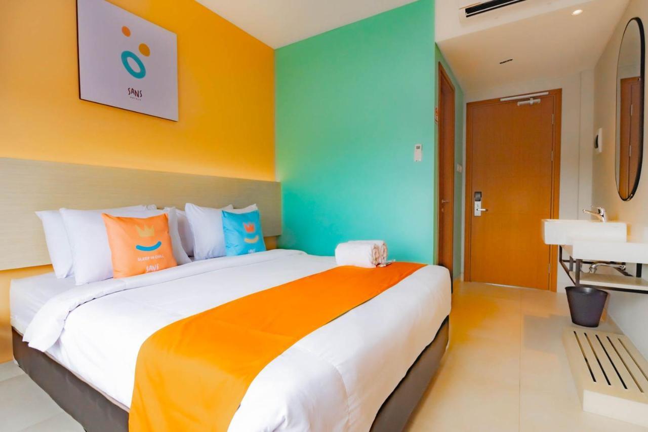 Sans Hotel Alexander Бандунг Екстериор снимка