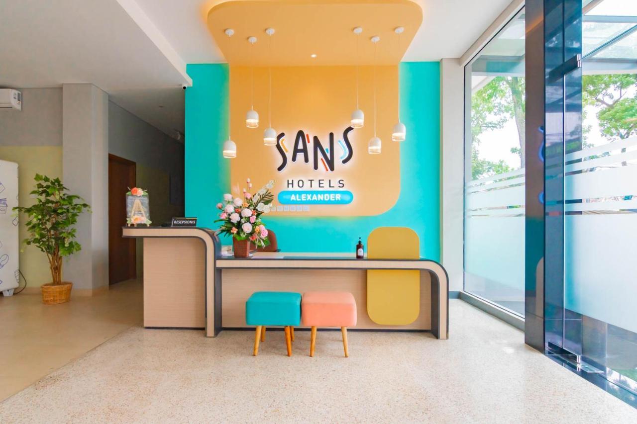 Sans Hotel Alexander Бандунг Екстериор снимка